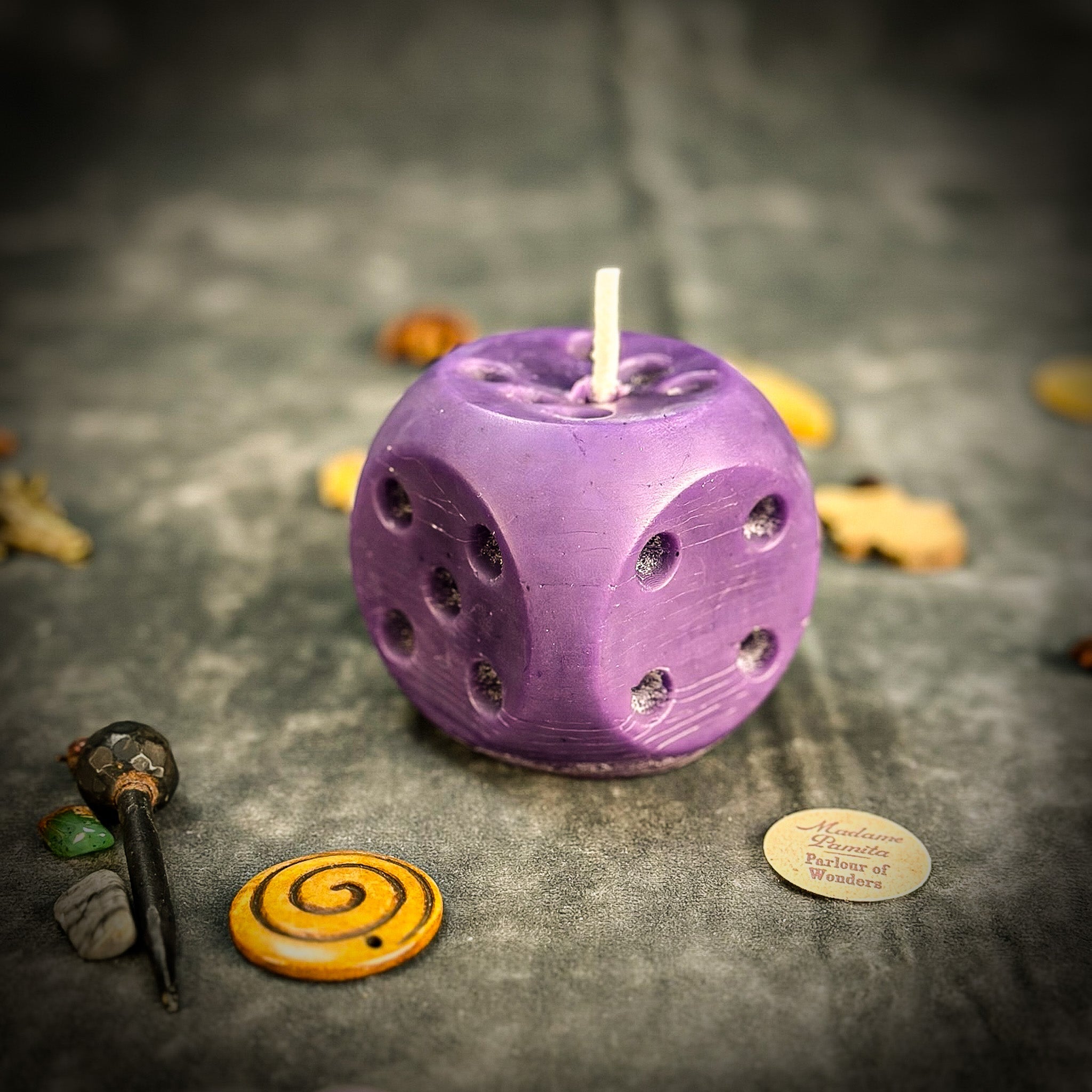 Beeswax Lucky Dice Spell Candle - Gambling Luck & Good Fortune