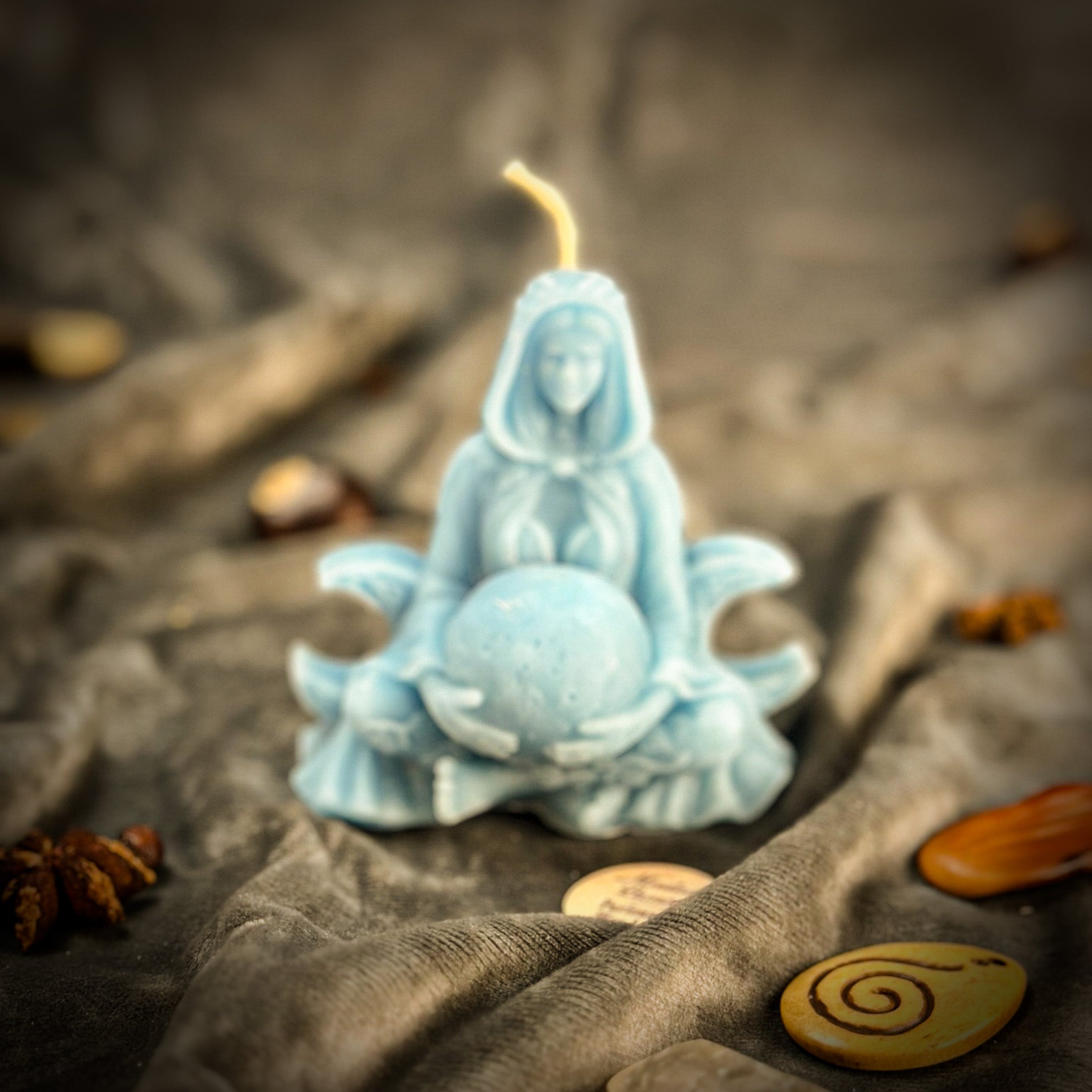 Beeswax Moon Goddess Spell Candle - Lunar Magic & Divine Feminine Energy