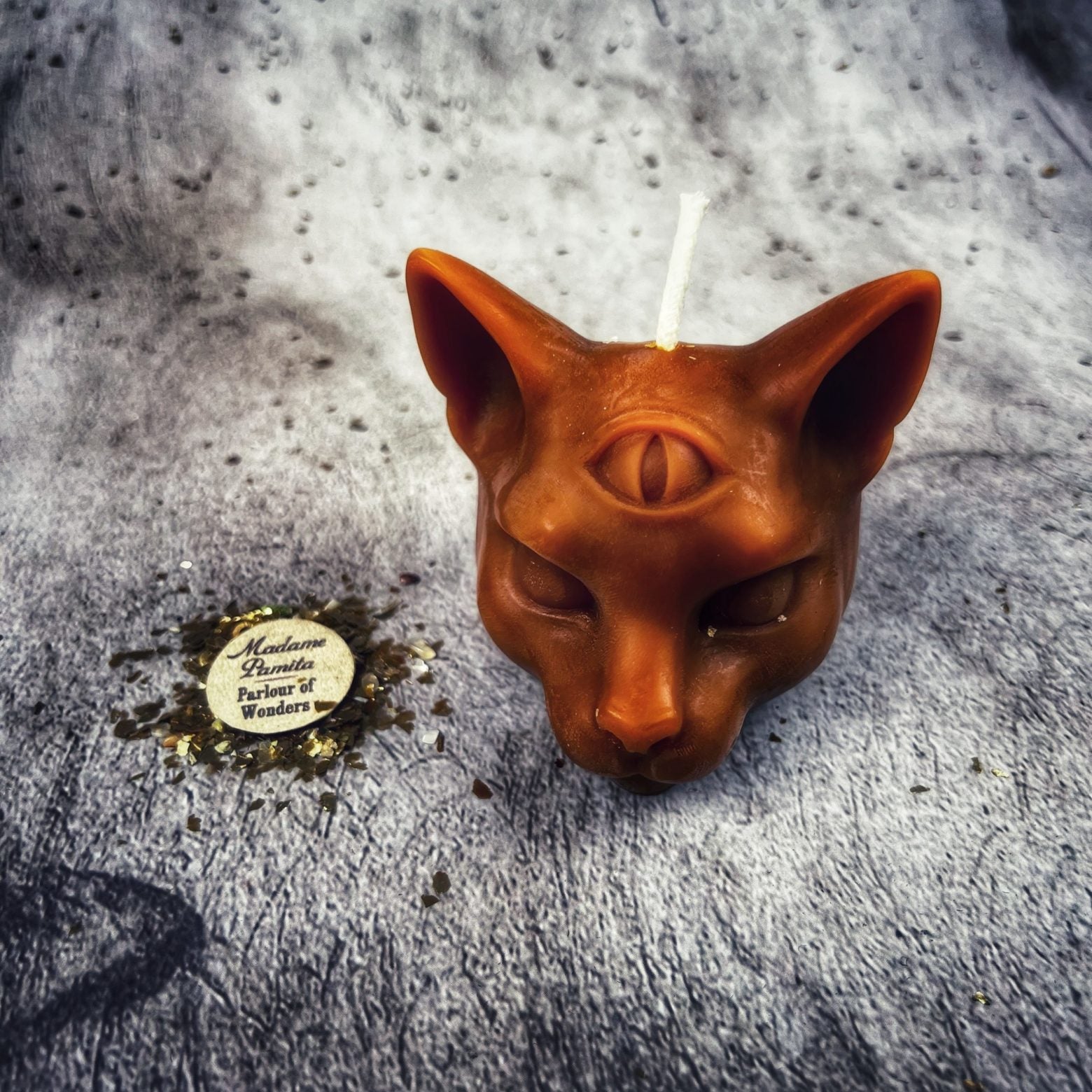 Beeswax Psychic Cat Spell Candle - Intuition & Clairvoyance Magic