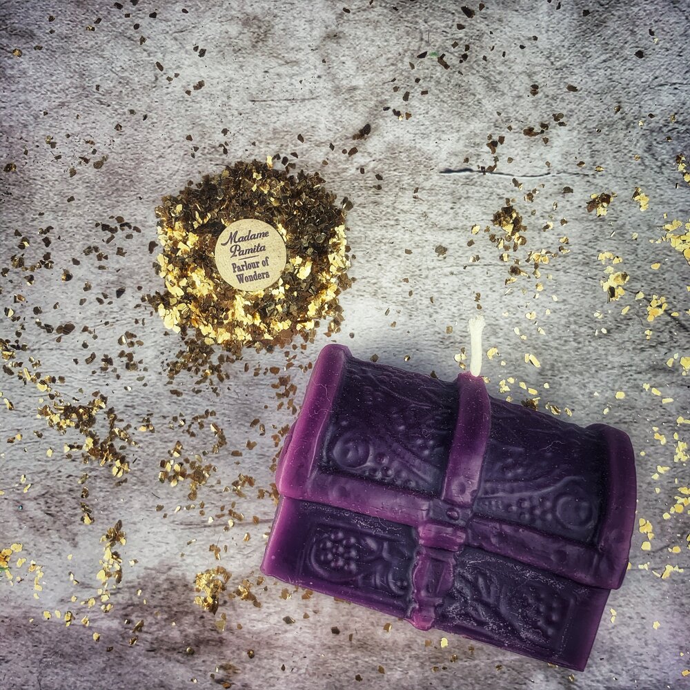 Beeswax Treasure Chest Spell Candle - Unlock Blessings & Abundance Magic